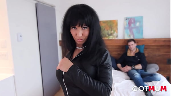 Got Mum – A Big Tits Milf CatWoman is Fucked Hard in the Ass
